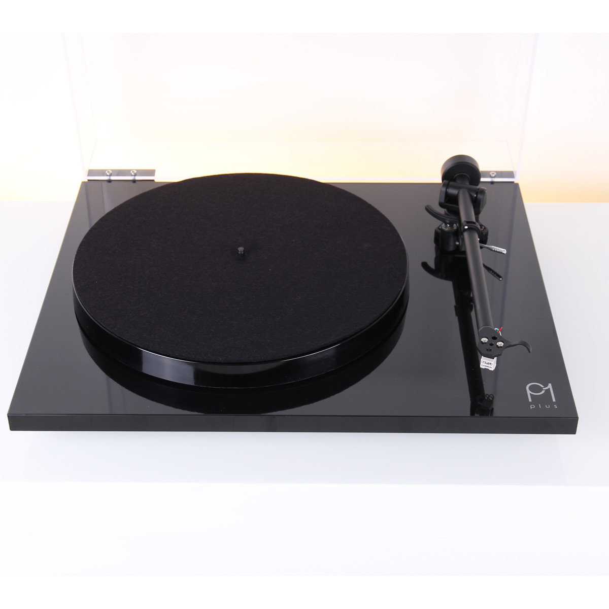 Rega P1 PLUS turntable LP Gear